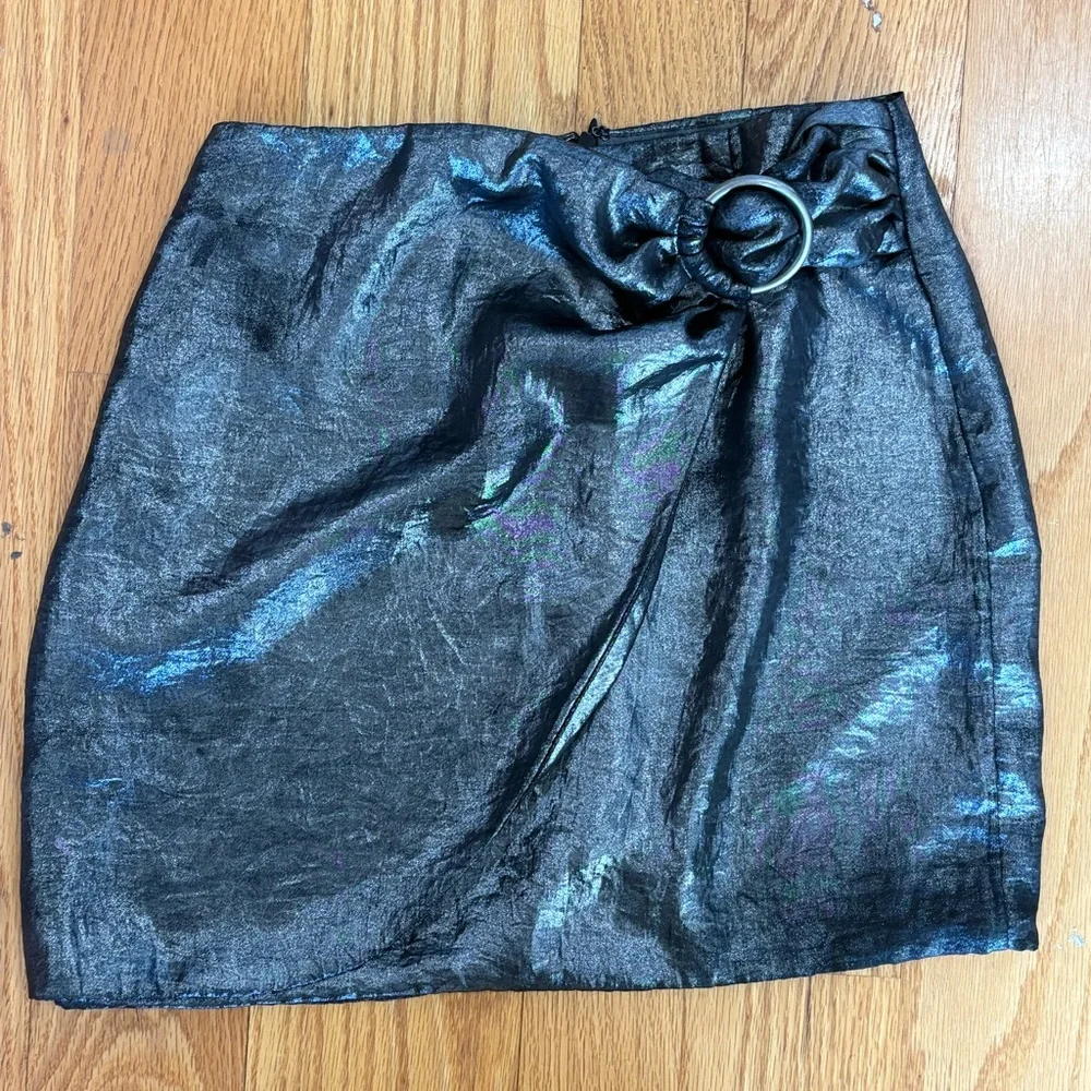 House of Harlow 1960 Iridescent Black Mini Skirt - Picture 1 of 5
